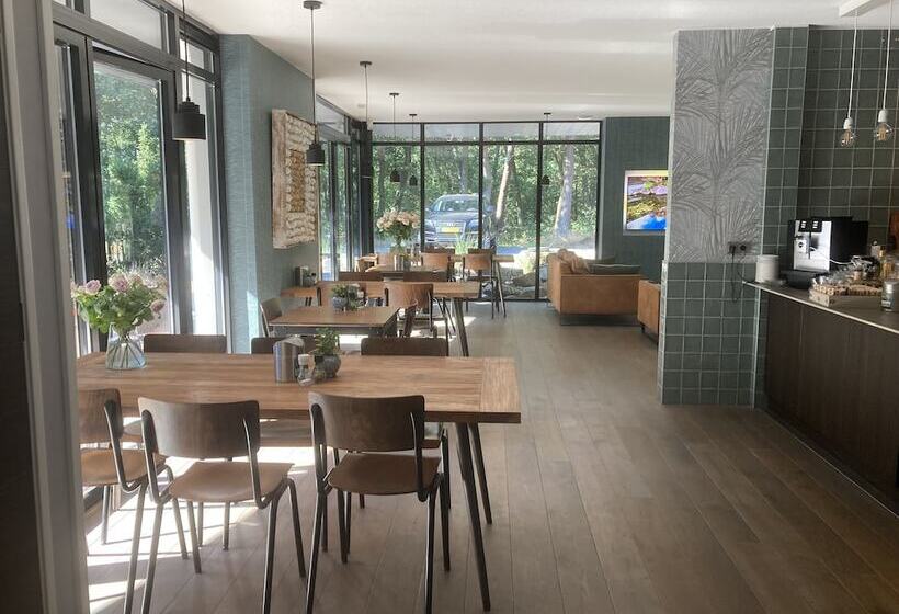 Boutique Hotel Bed & Bos