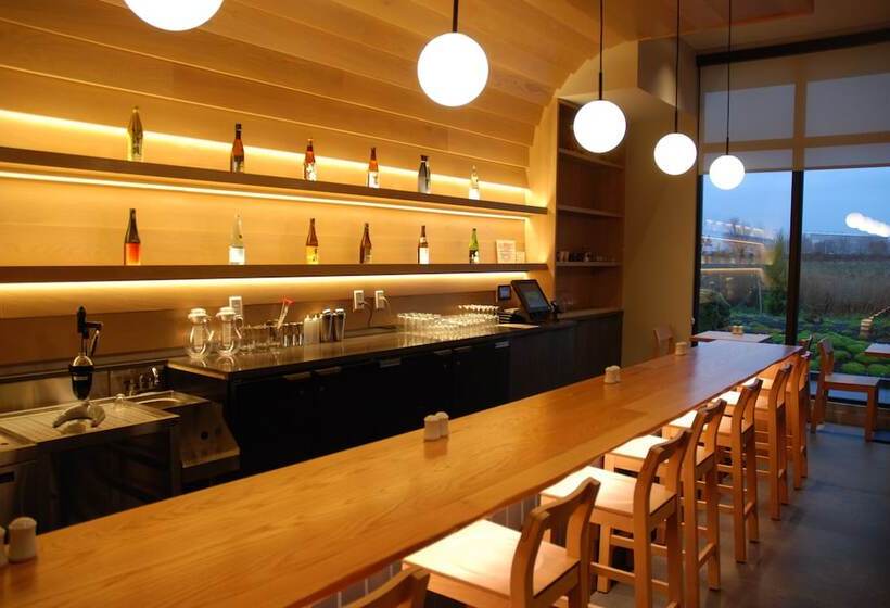 Cedartree Hotel Portland Hillsboro