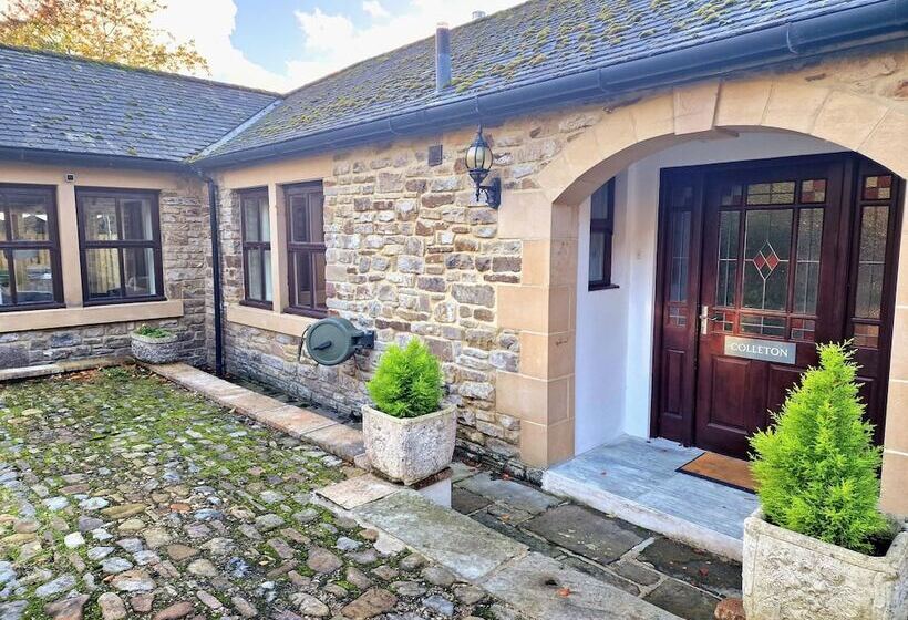 Colleton Cottage At Lovelady Shield