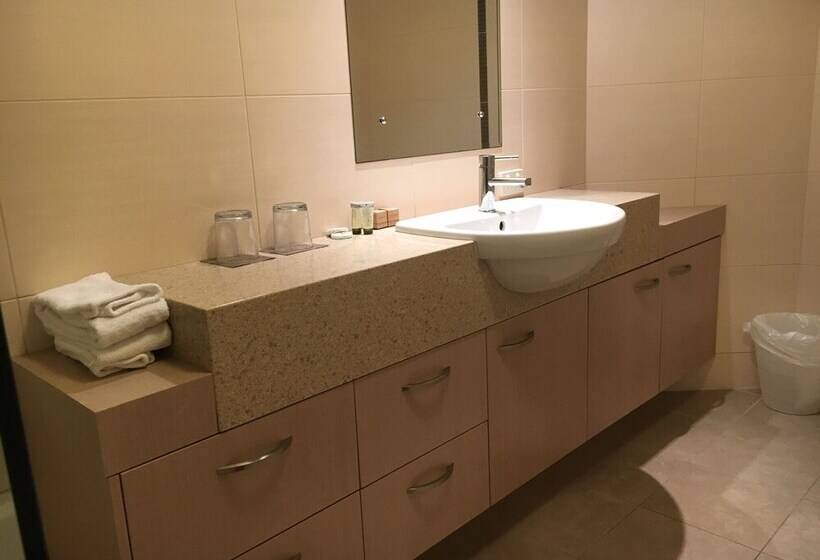 Fremantle Harbourside Luxury Apartments