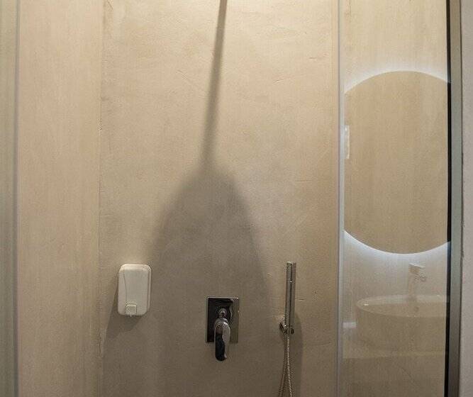 Gkaras Camp & Apartments