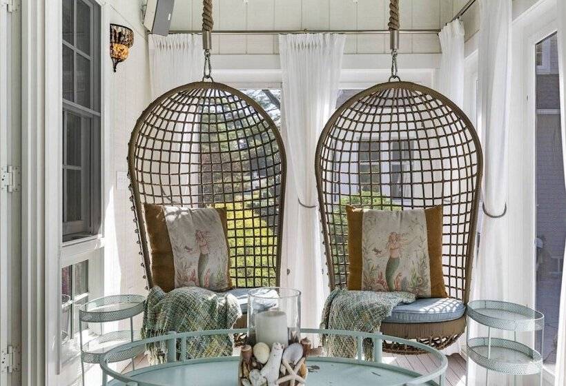 Glamorous Cabana