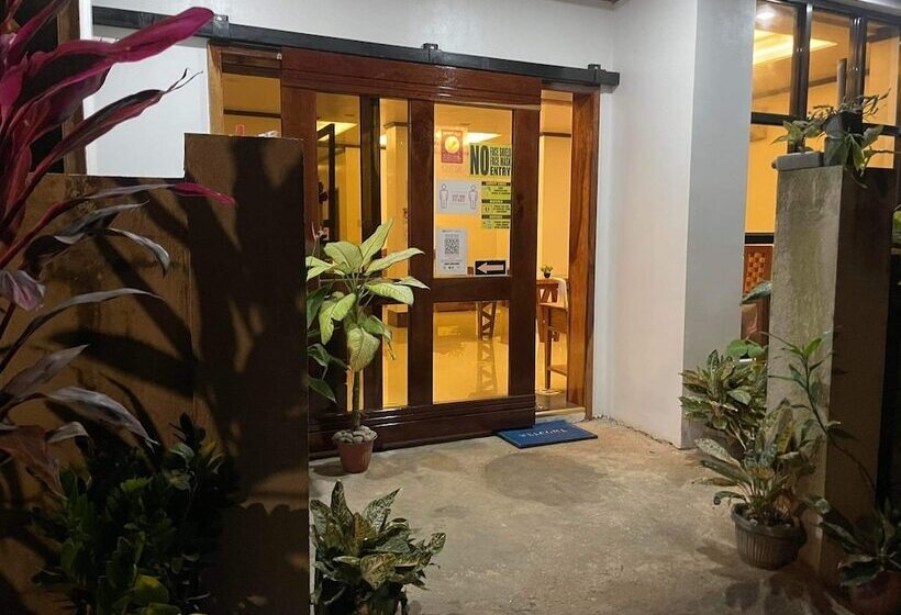 Хостел Aquilah Homestay