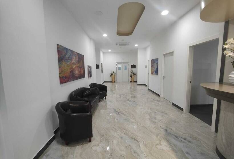 簡易ホテル Eboli