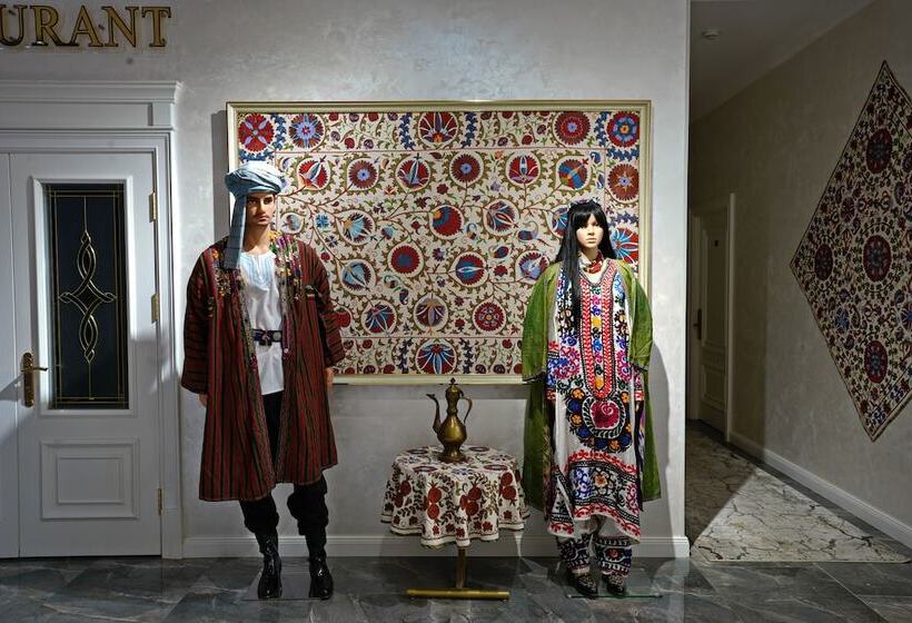 مسافرخانه Marokand Spa