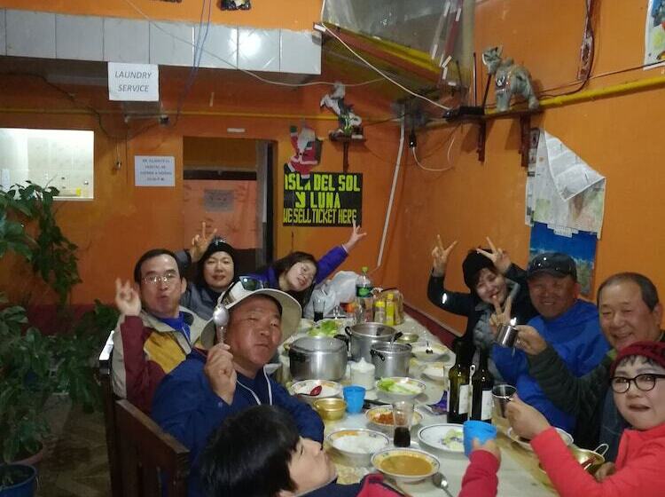 مسافرخانه Puerto Alegre Copacabana