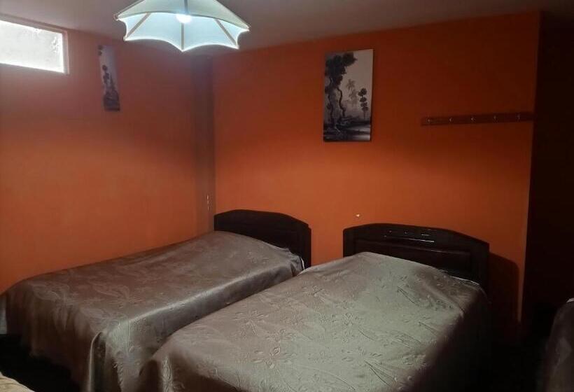 مسافرخانه Puerto Alegre Copacabana