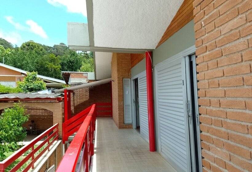 פונדק Recanto Virginia Bracelli