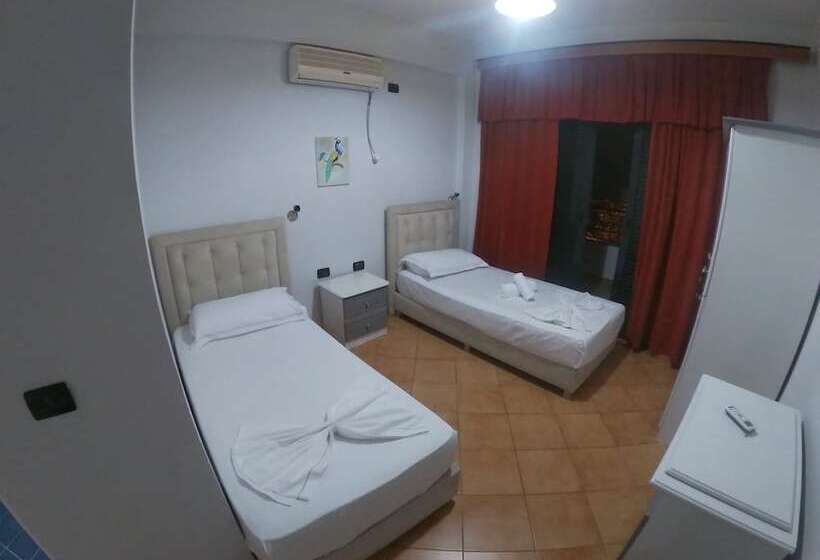 Hostel Kanina