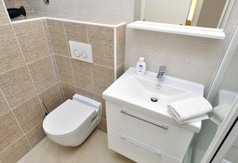 Hotel Adriatic Queen Residence