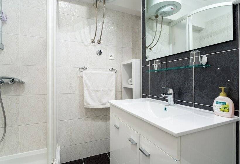 Hotel Adriatic Queen Residence