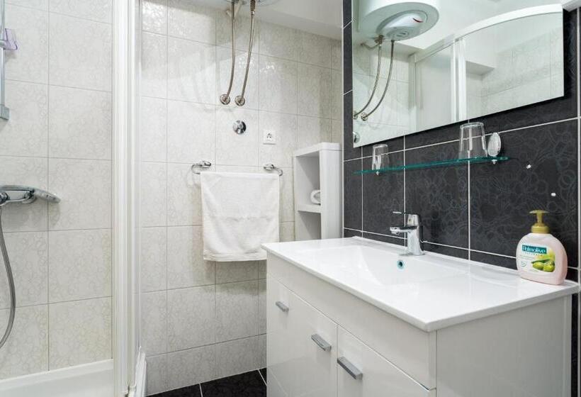 Hotel Adriatic Queen Residence