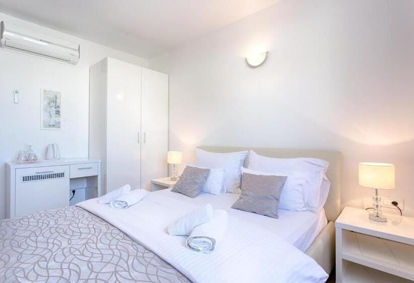 Hotel Adriatic Queen Residence