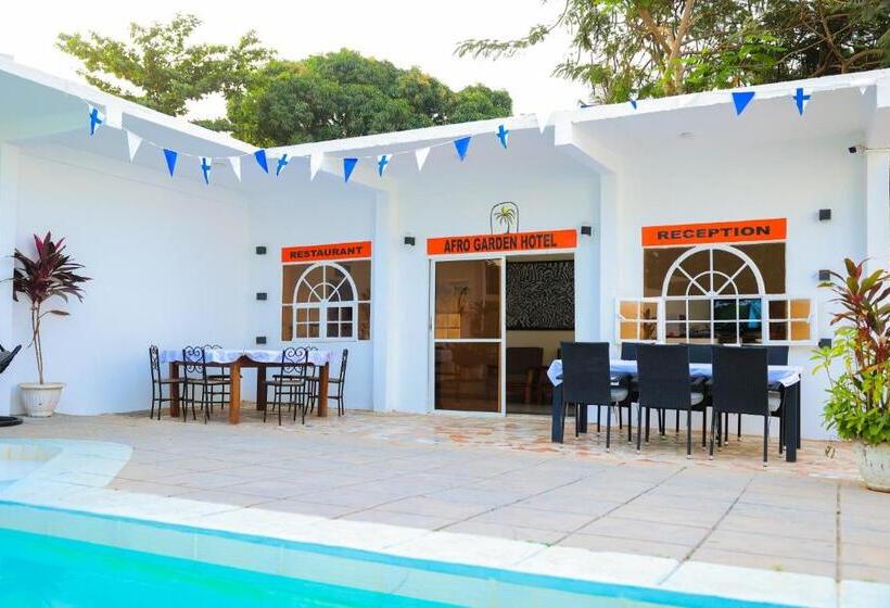 هتل Afro Garden
