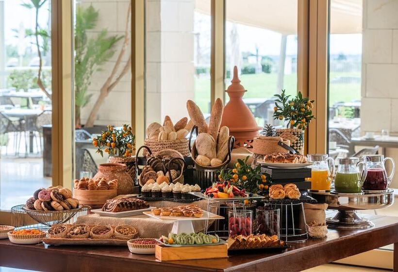 בית מלון כפרי Anantara Vilamoura Family Friendly