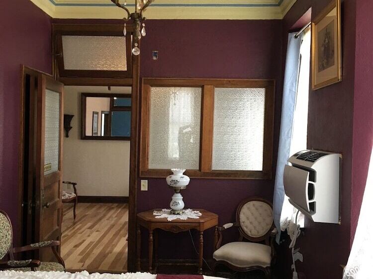 ホテル Cambridge Inn On Main