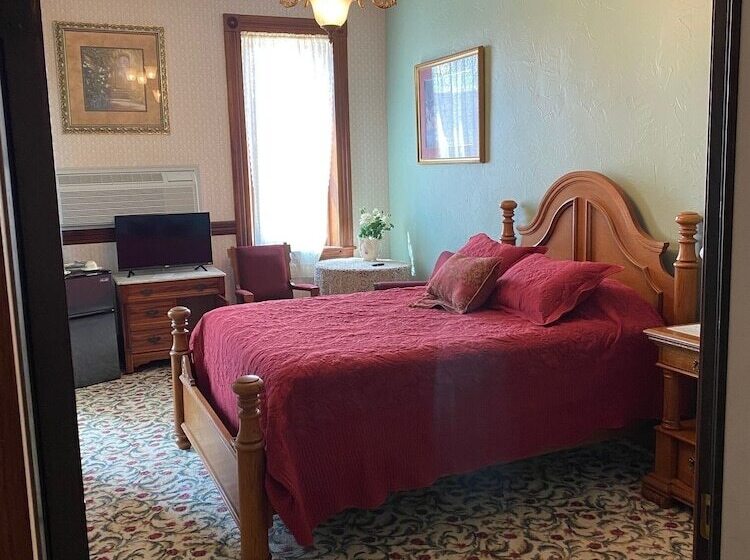 فندق Cambridge Inn On Main