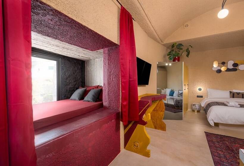 Отель Canyon Santorini