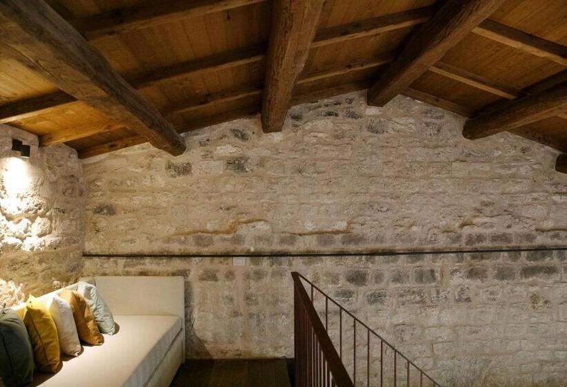 호텔 Castel Di Luco