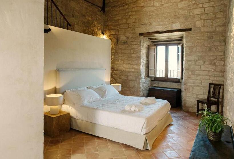 호텔 Castel Di Luco