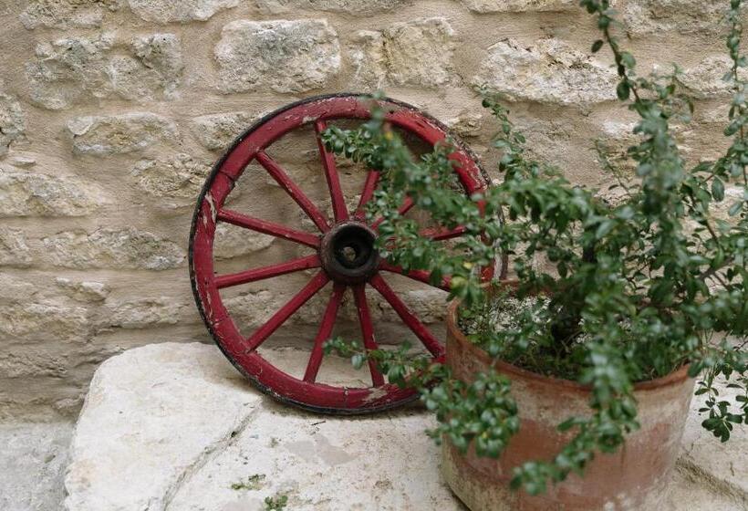 호텔 Castel Di Luco