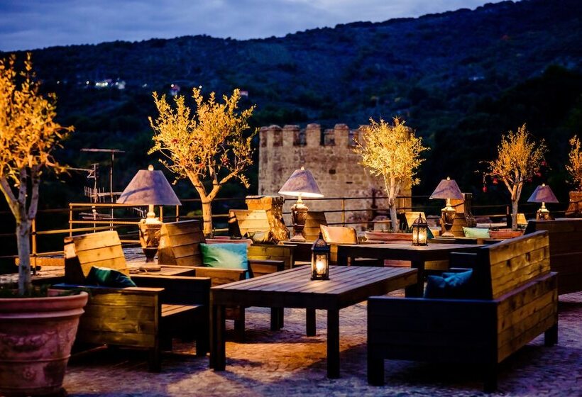 Отель Castello Brancaccio