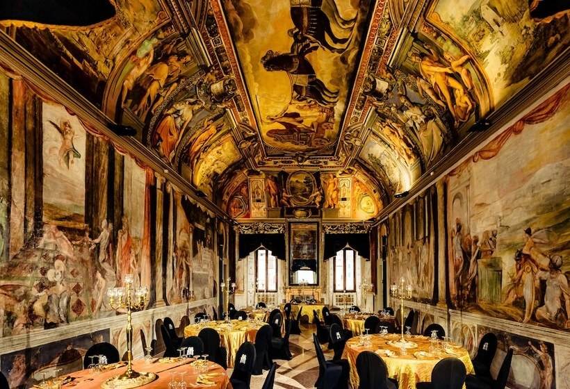 Отель Castello Brancaccio