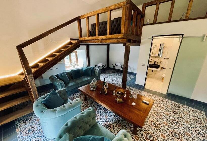 Отель Castello Brancaccio