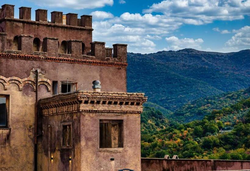 Отель Castello Brancaccio