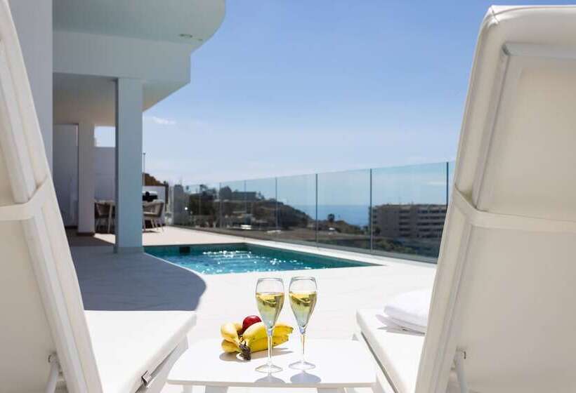 酒店 Crystal I Luxury Apartments