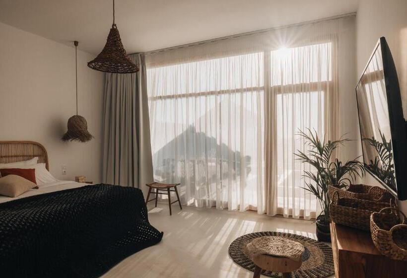 Отель Divino Caldera