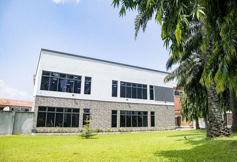 Отель Genesis Jersey Estate