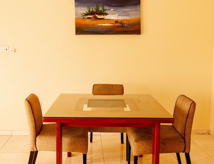 Отель Genesis Jersey Estate