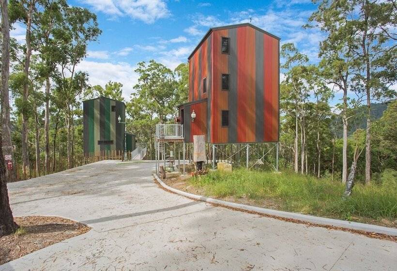 فندق Gold Coast Tree Houses