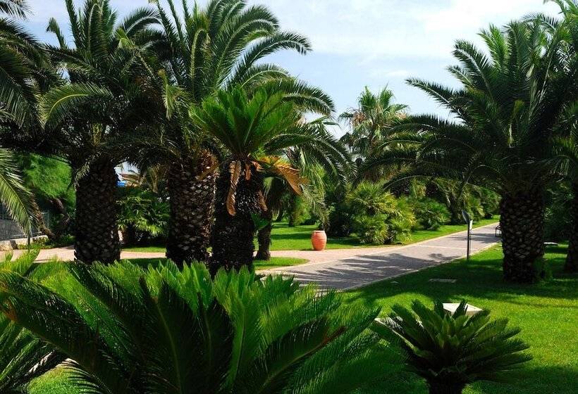 Отель Granserena