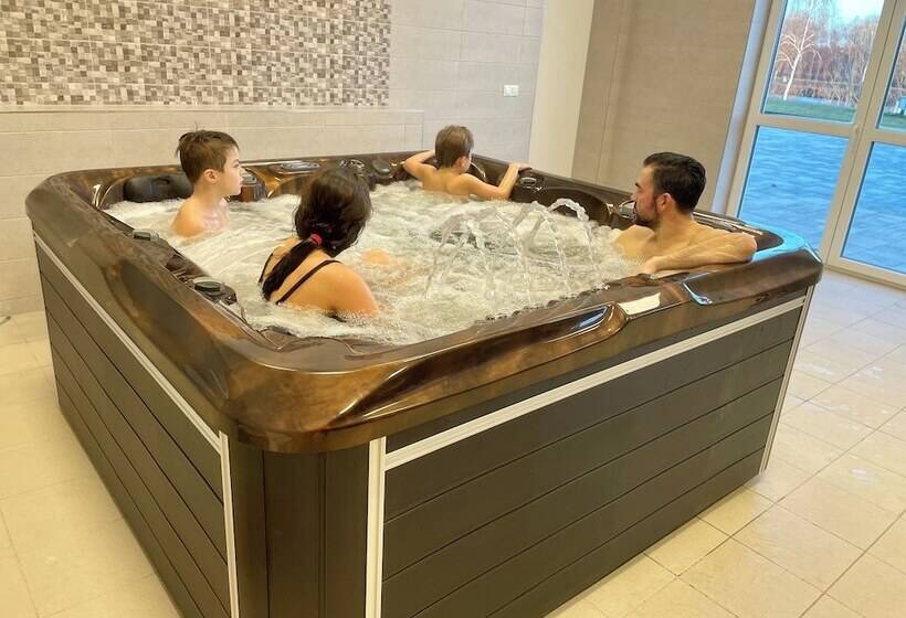 ホテル Gyirmót Sport&wellness