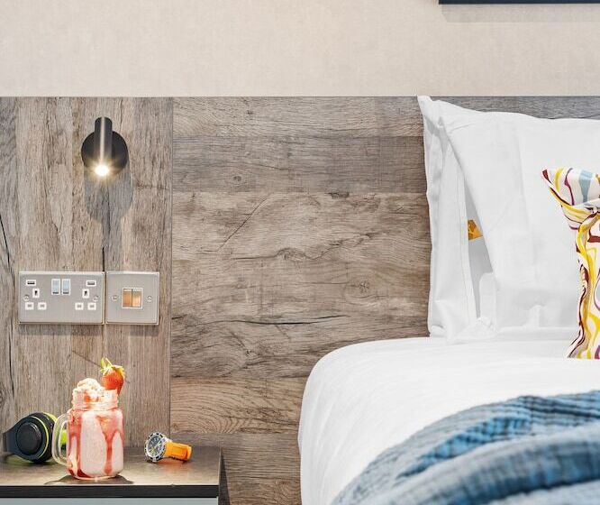 هتل Ibis Styles Paignton