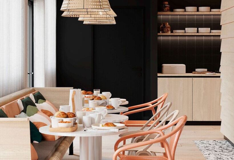 هتل Ibis Styles Porto Vecchio