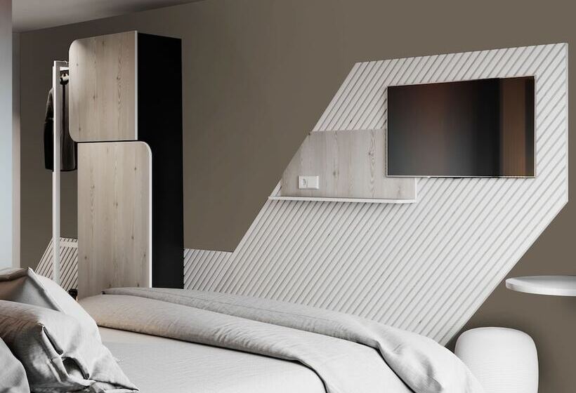 هتل Ibis Styles Porto Vecchio