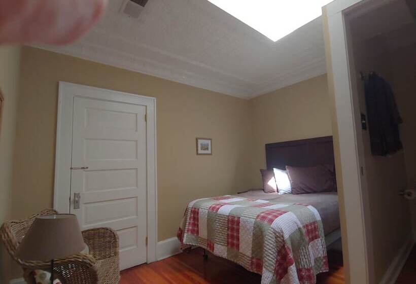 ホテル Iron Horse Station