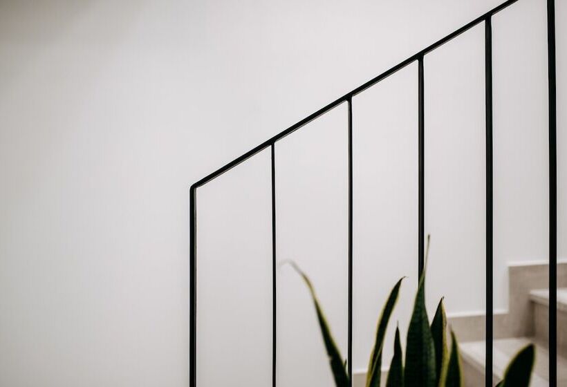 בית מלון כפרי Kala Luxurys By Duhomes