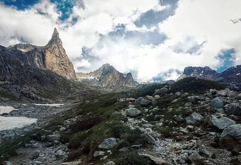בית מלון כפרי Le Champ De Pin