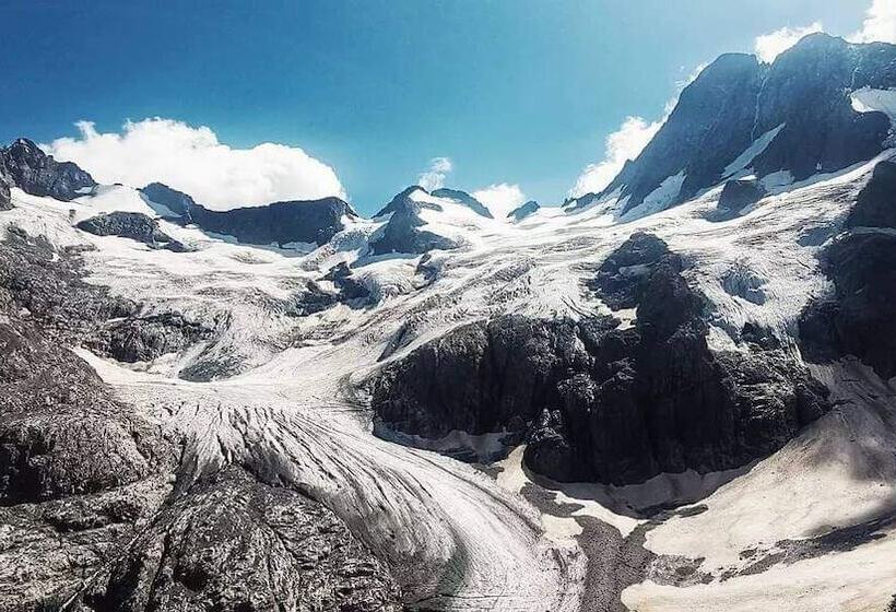בית מלון כפרי Le Champ De Pin