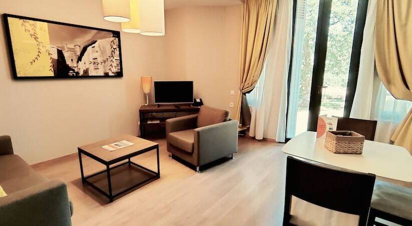 בית מלון כפרי Le Château Des Plans