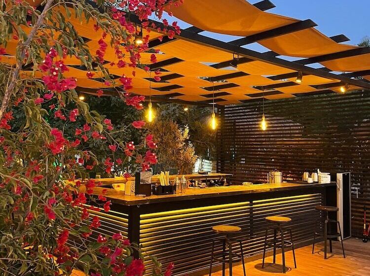 בית מלון כפרי Marimare Beach & Bungalow