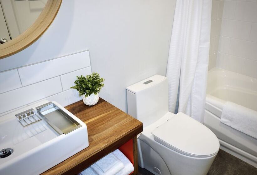 Отель Morel Executive Suites