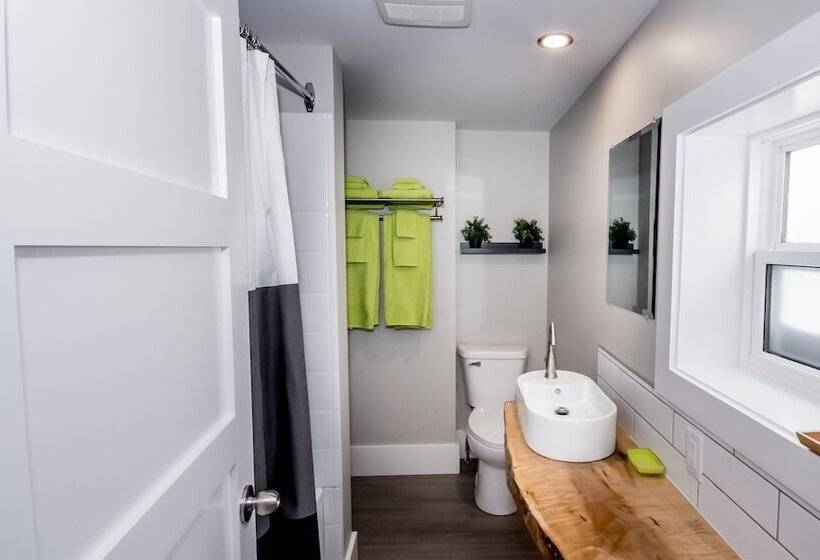 Отель Morel Executive Suites