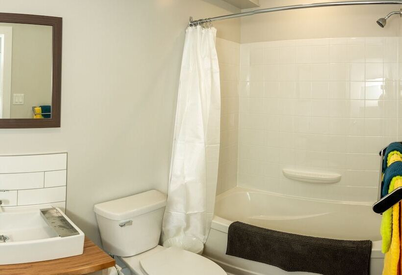 Отель Morel Executive Suites