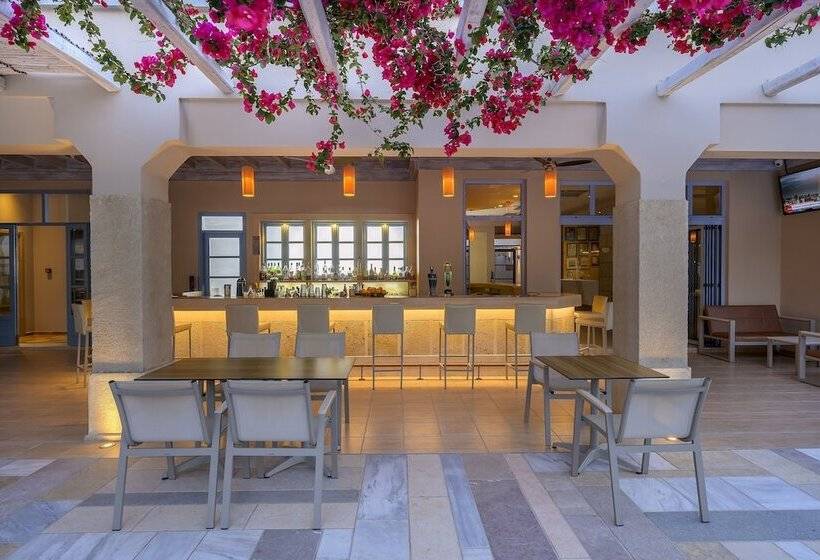 هتل Mythos Suites