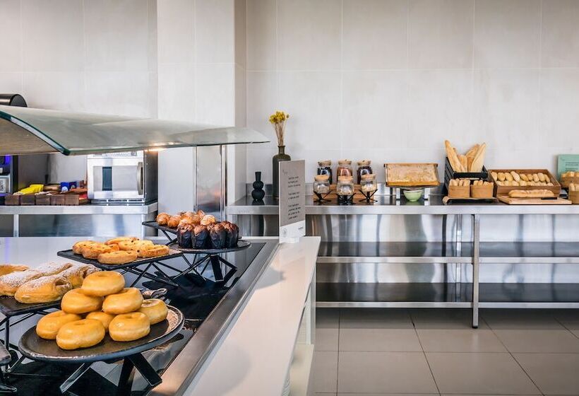 Отель Occidental Mar Menor